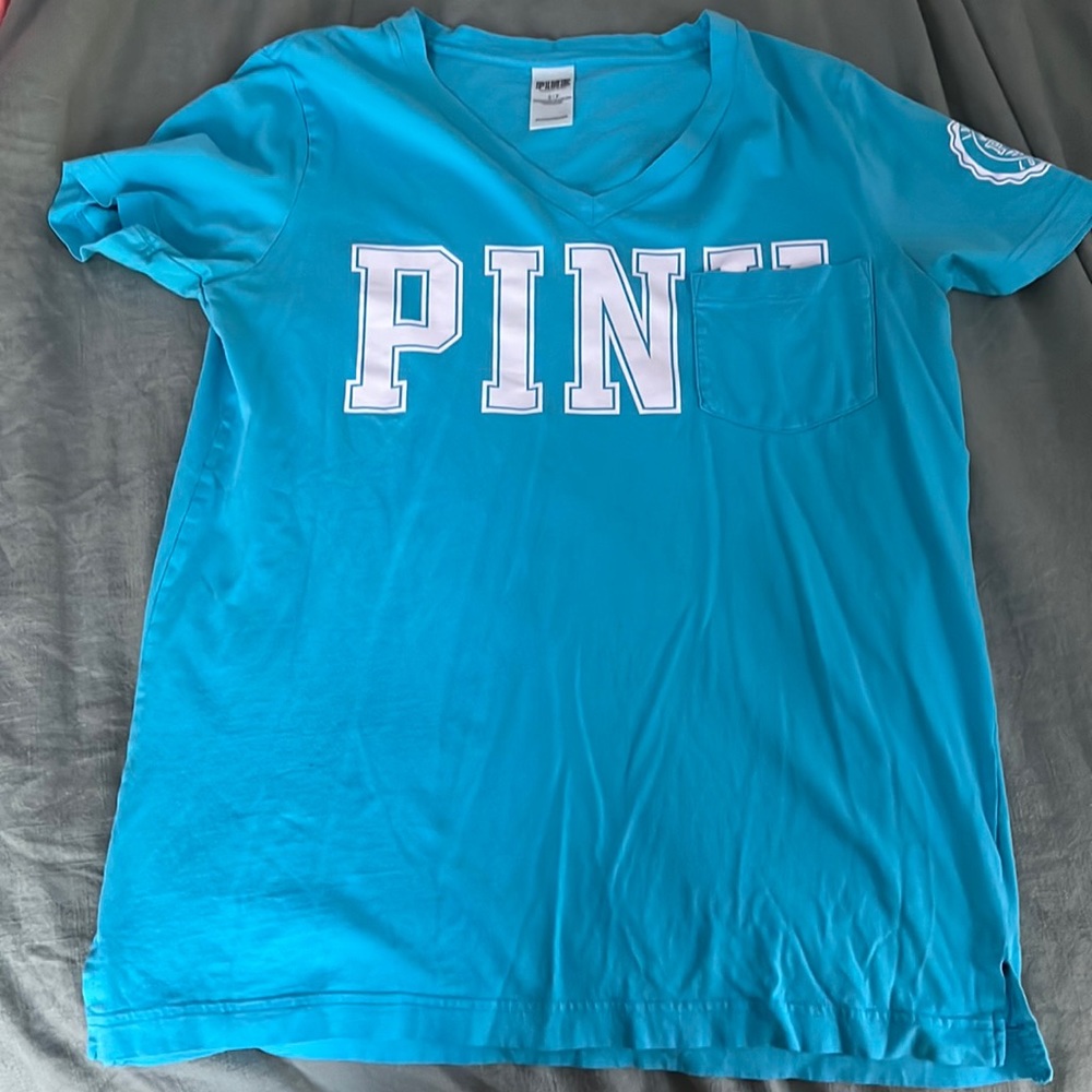 Victoria Secret PINK oversized campus tee